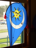 crescent moon and sun Pear Top kite