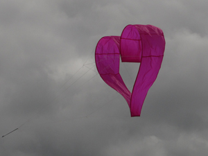 pink heart kite