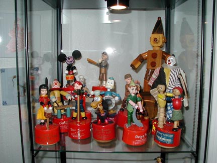 Kohner puppets, the Tin Man and a clown