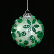 Green quilled glass ornament